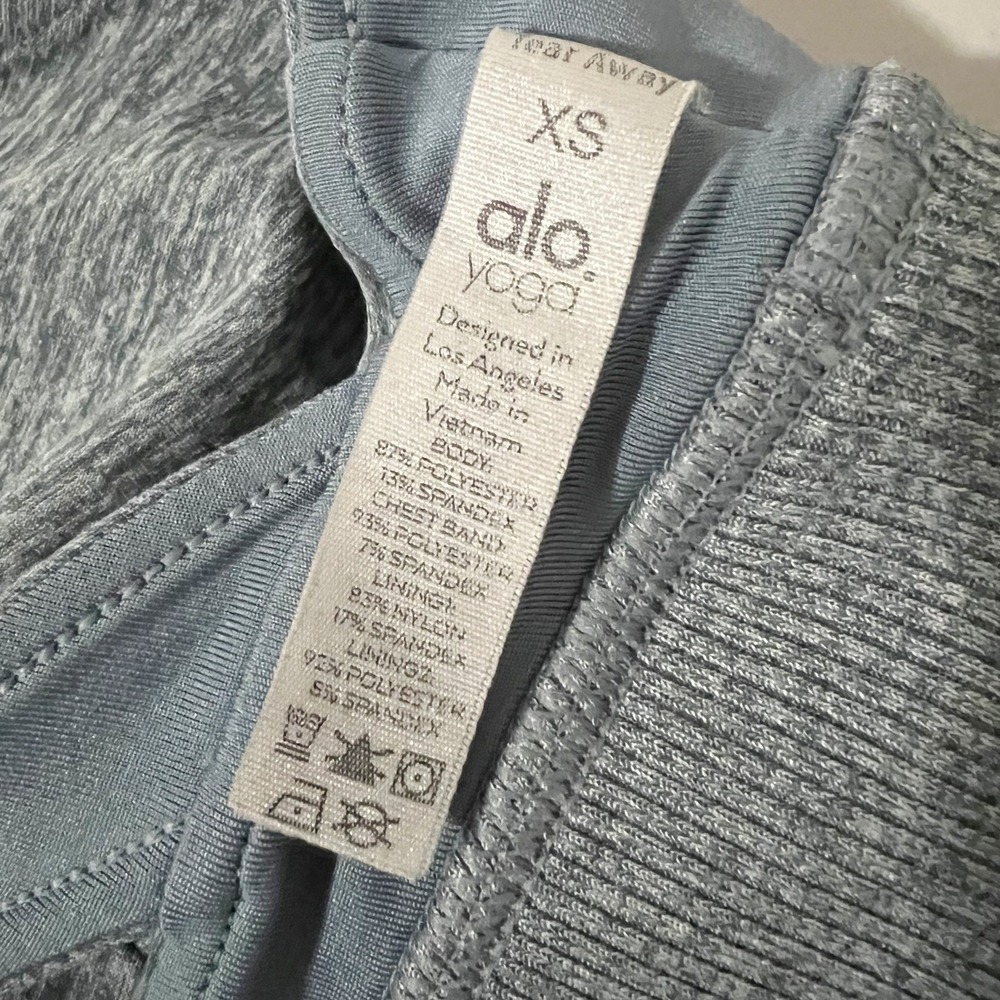 Alo Yoga XS Heather Gray Racerback Sports Bra Ribbed Band Workout Activewear - Picture 8 of 9